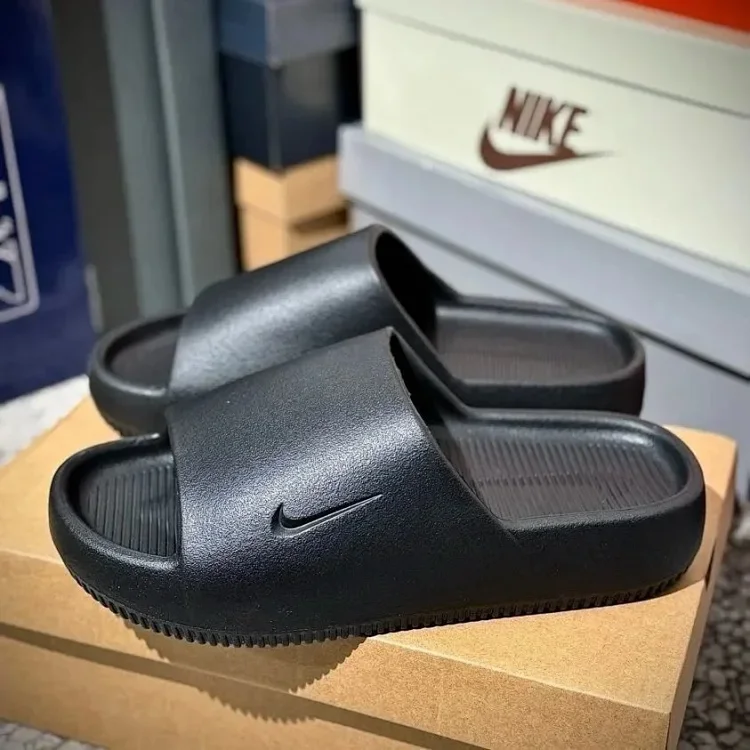 Nike Benassi Slides [14 styles]